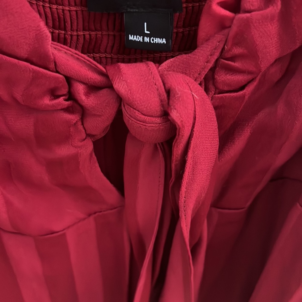 Red top - Picture 4 of 4